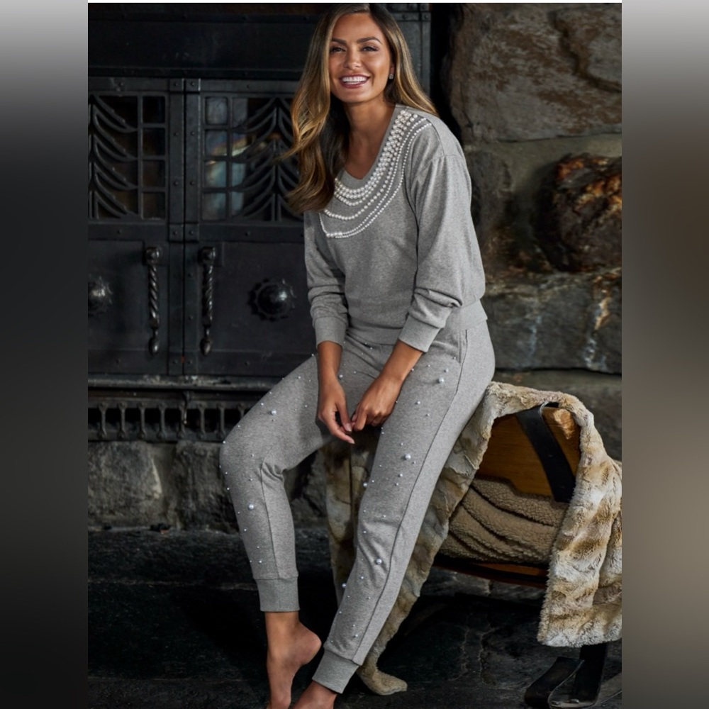 Boston Proper Pearl Necklace Lounge Set Size Medium Heather Gray